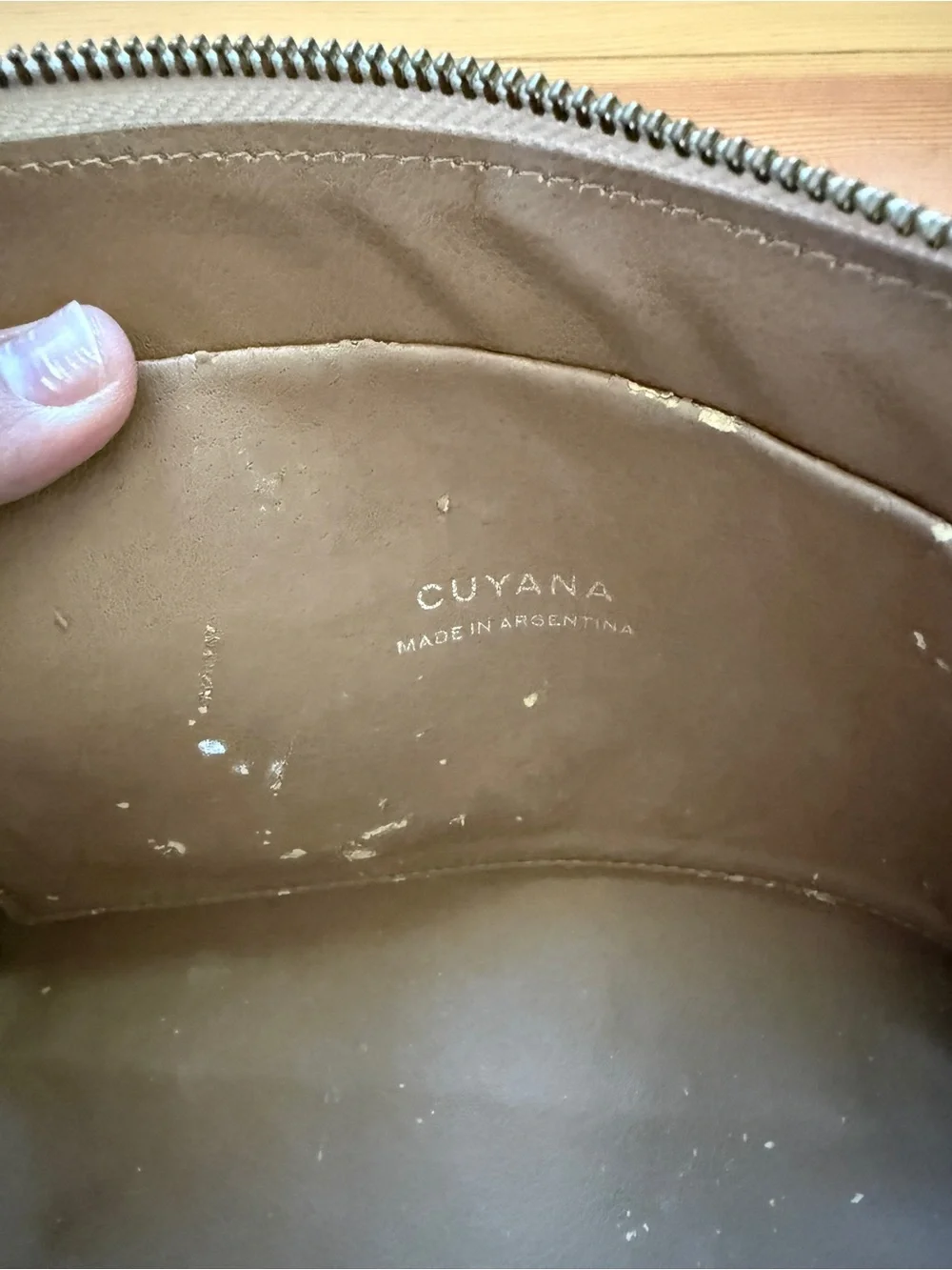 Cuyana Large Pebbled Leather Cosmetics Pouch Pink AS-IS Flawed Lining Retail $98